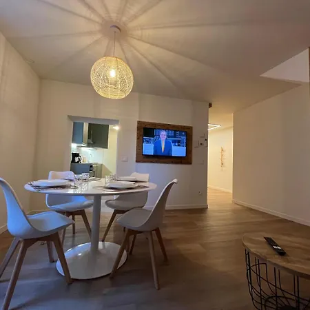 Concordia 8 Apartment